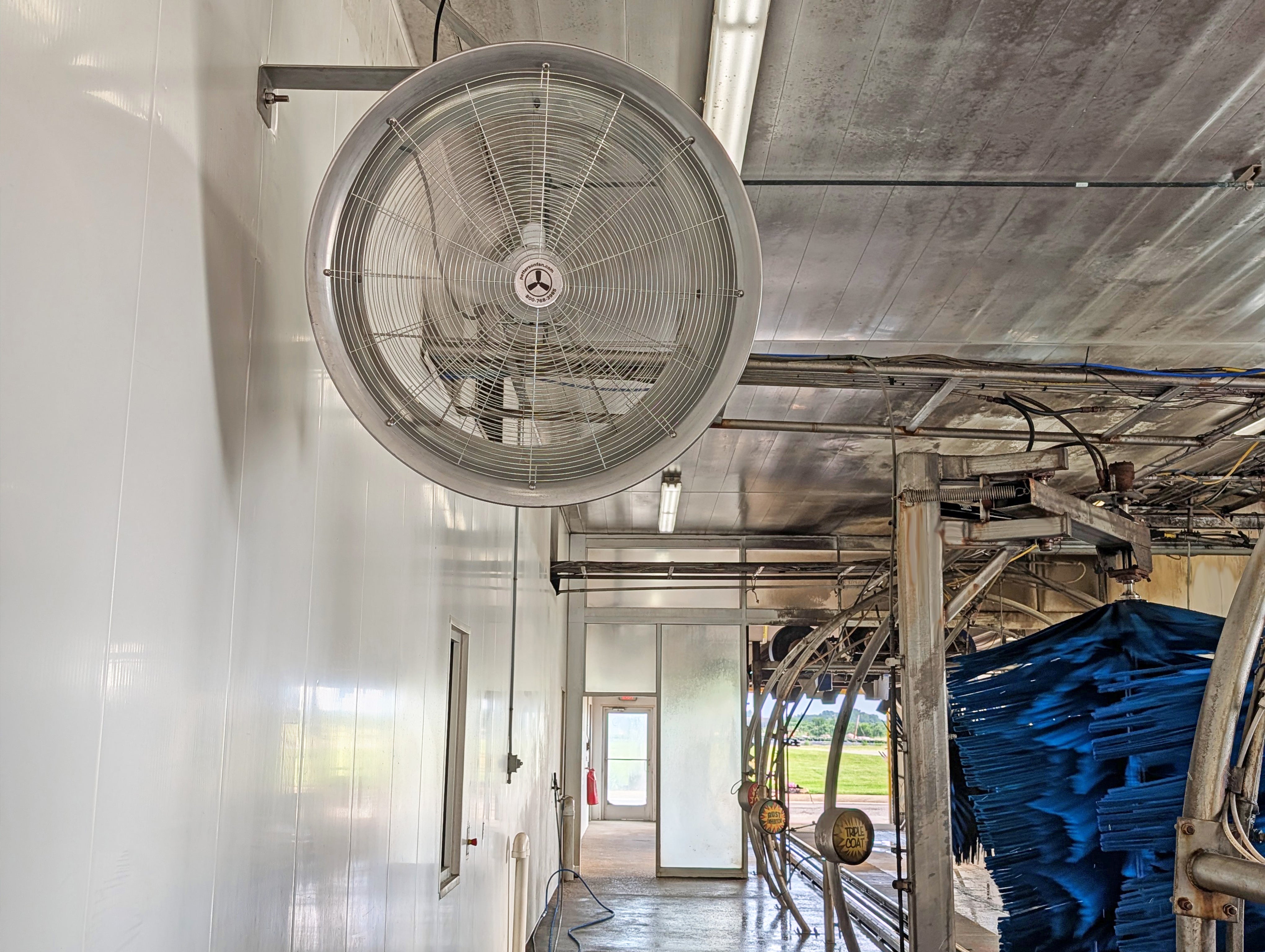 Car wash stainless steel fan for humid environment to withstand harsh elements.